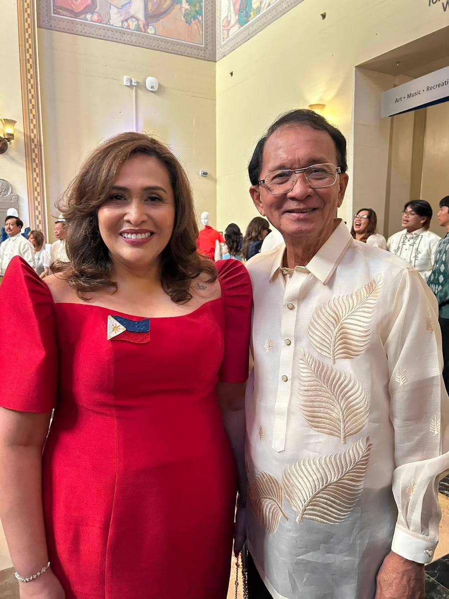 Val Abelgas with Presidential Assistant Ana Carmela Remigio
